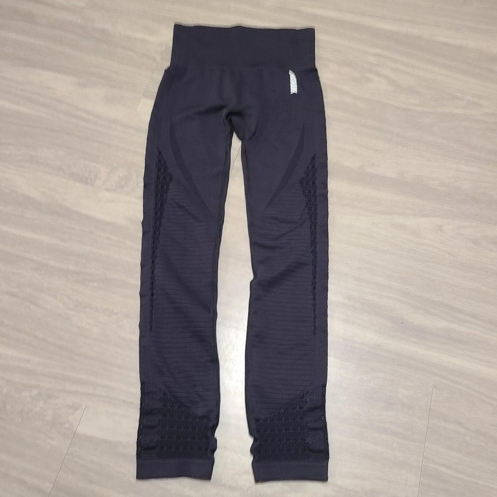 Gymshark Energy+ Seamless Leggings Black High Waisted Eyelet Athletic Pants
